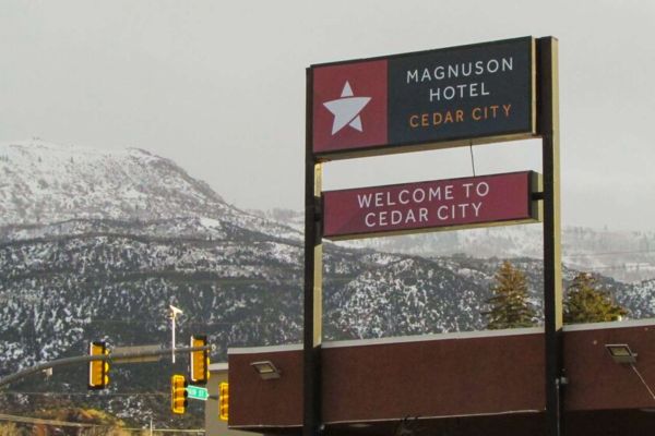 M STAR CEDAR CITY (Cedar City)